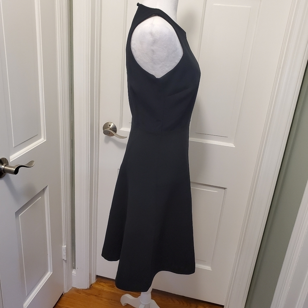 NWT Banana Republic Black Skater Dress, Classic, Formal, Size 6, Retail $118.00 - Picture 3 of 11